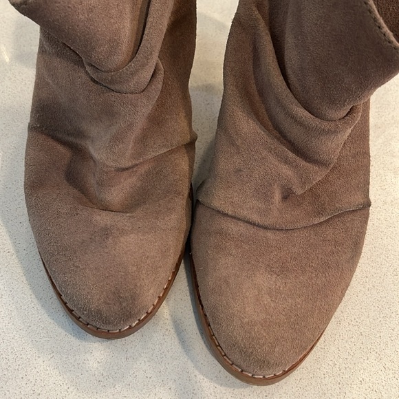 Splendid Women's Rodeo Brown Suede Slouchy Ankle Boots - Picture 4 of 11